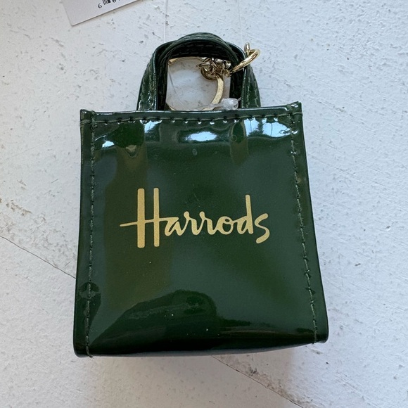 Harrods Glossy Green Tote Keychain - Picture 6 of 9